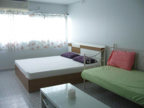  T8 Guest House Don Mueang Challenger  Бангкок